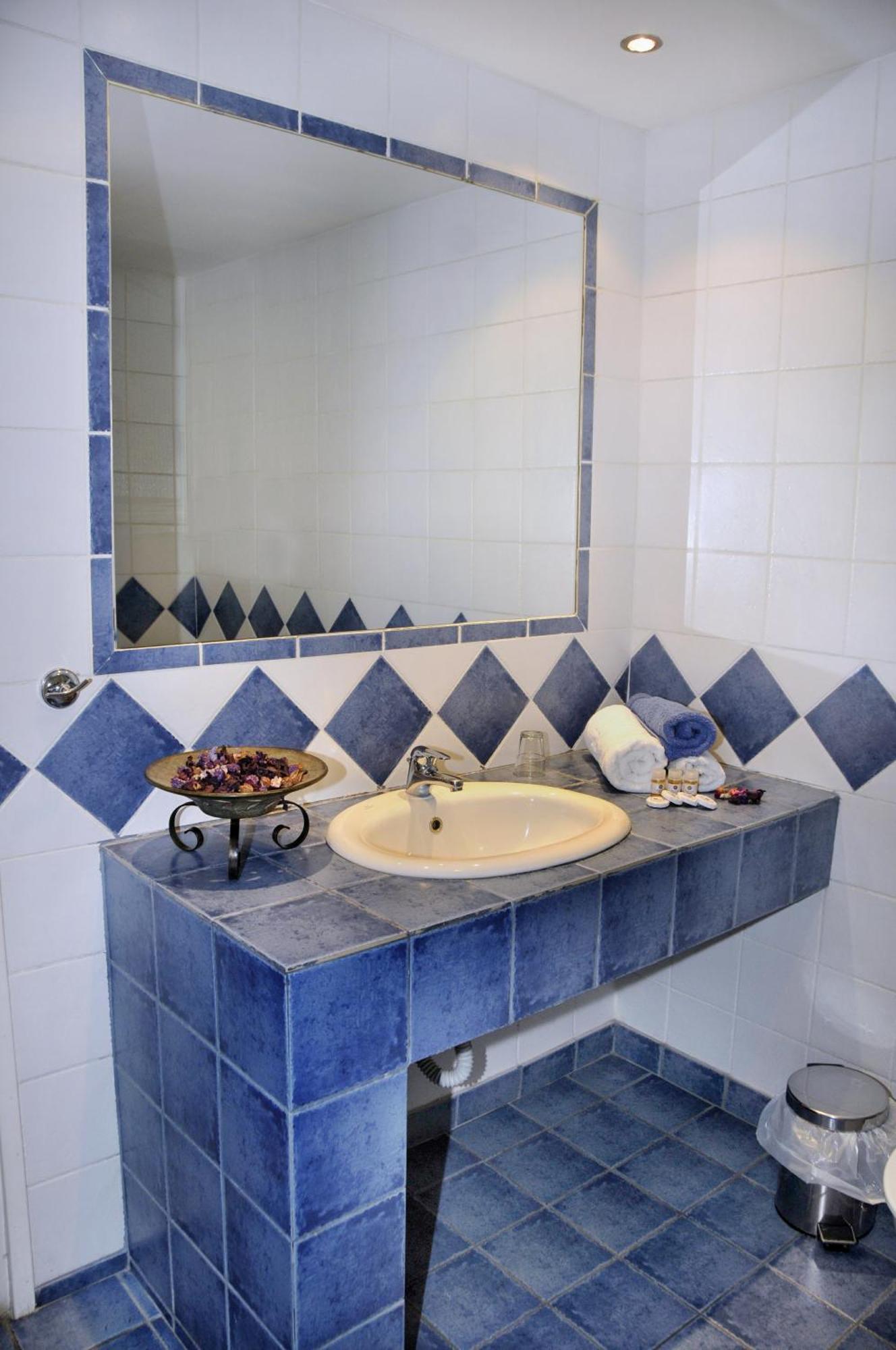 Hotel Elena Lamia Bagian luar foto