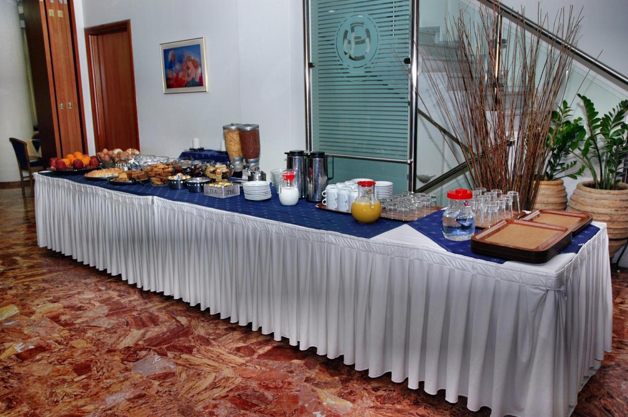 Hotel Elena Lamia Bagian luar foto